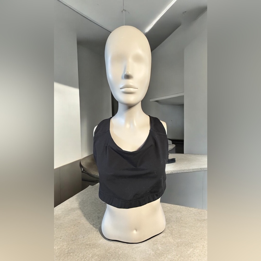 Old Navy Black Sleeveless Crop Tank Top / Sports Bra